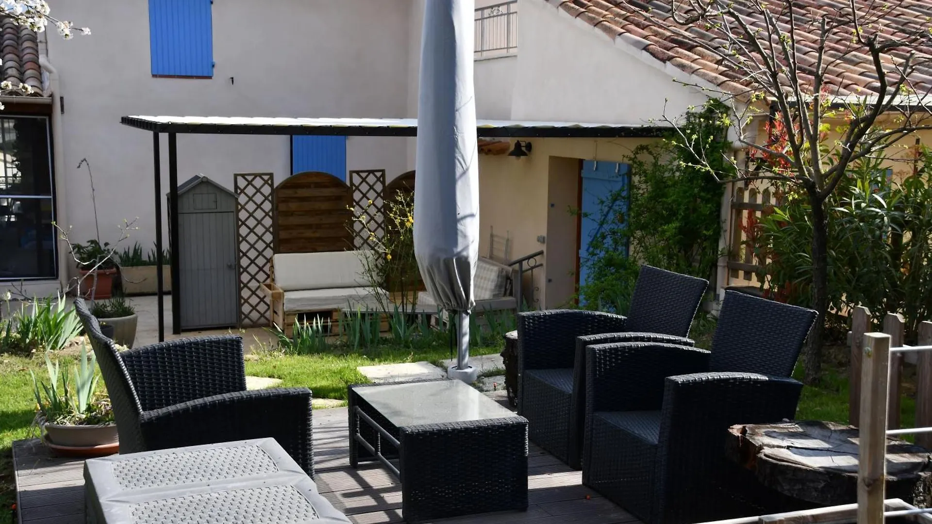 Ferienhaus Villa L'Ocabee La Tour-dʼAigues