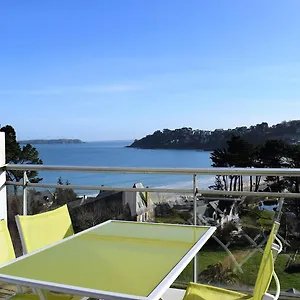 2-4 Pers Vue Exceptionnelle Avec Terrasse à - Ref 908 , Perros-Guirec France